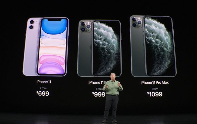 Apple начала розничные продажи нового iPhone