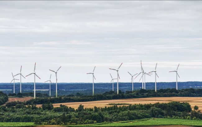 "Укрэнерго" хочет погасить большинство долгов за зеленую энергетику до конца 2025 года, - Брехт