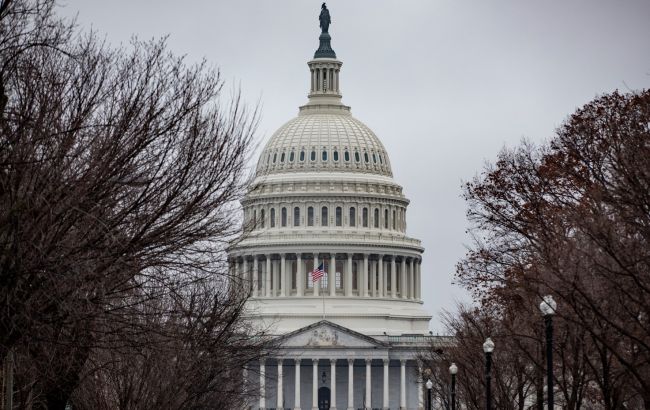 Сенат прийняв закон про підвищення держборгу США