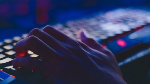 Суд в США осудил на 10 лет лидера киберпреступников из РФ