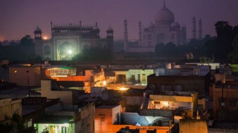 Посольство США в Багдаді піддалося ракетному обстрілу