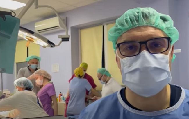 Лікарі врятували хлопчика з Бахмута з уламком російського снаряда, що застряг біля серця (відео)