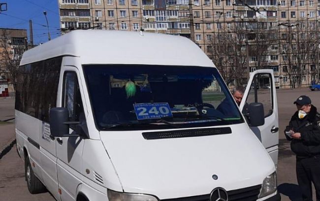 У Києві та ще 4 містах кількість пасажирів контролюватимуть мобільні групи Нацполіції