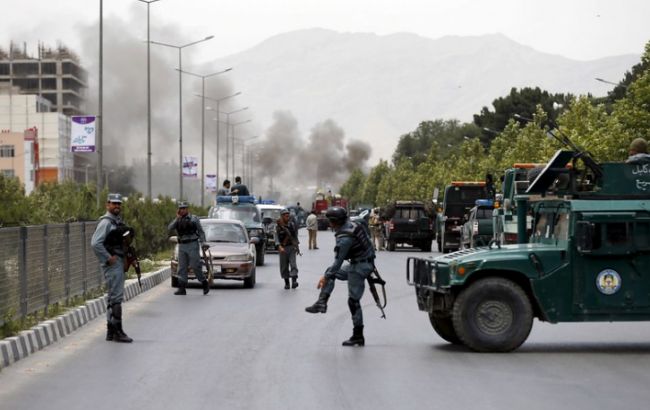 В Афганистане в результате терактов погибли несколько десятков человек