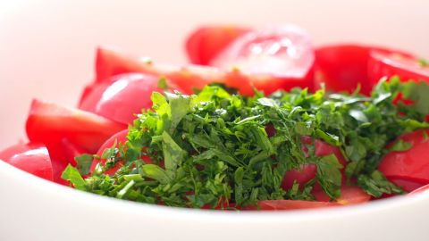 Помідори по-корейськи "на раз, два, три": готуємо ідеальну закуску