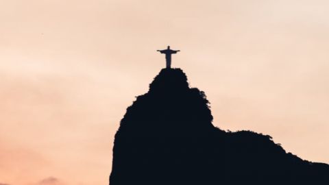 Новый штамм коронавируса обнаружили в Бразилии