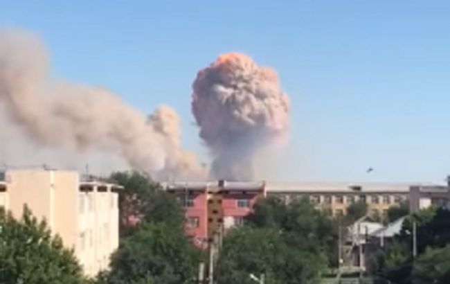 В Казахстане на военных складах произошел взрыв