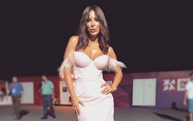 "Боже, вот это фигура": Лорак похвасталась осиной талией и шикарными формами (фото)