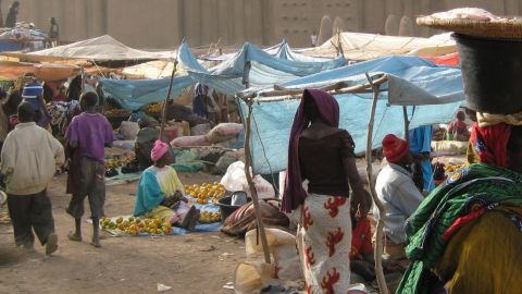 Военные в Мали арестовали президента и премьера страны