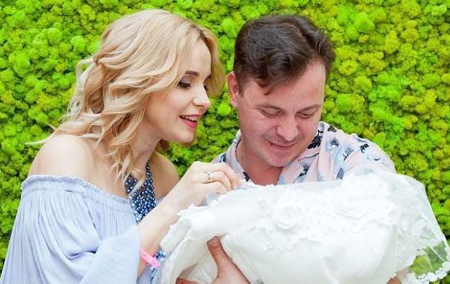 "Семейный look": Лилия Ребрик показала младшую дочь в модном наряде (фото)