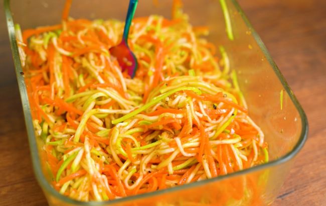 Смажити більше не потрібно: готуємо смачні кабачки по-корейськи