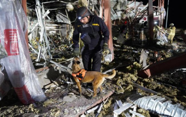 Удар по АЗС у Полтаві: кількість постраждалих зросла, фото від ДСНС