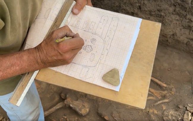 Таємниця українського "Стоунхенджа": дослідили основне поховання під 5-тисячолітнім кромлехом