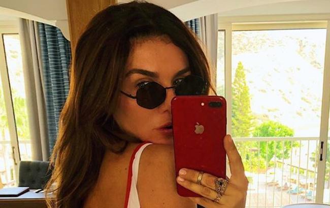 Українську співачку розкритикували за надто відверті фото