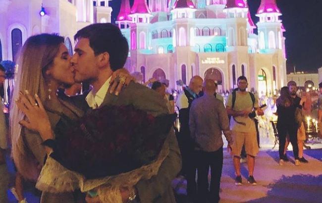 "Без жодних сумнівів": відома українська співачка виходить заміж (фото)