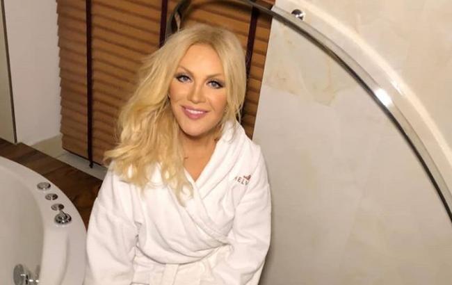 Не впізнати: Таїсія Повалій вразила обличчям без макіяжу