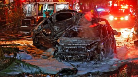 Горят синагоги, магазины, автомобили: в пригороде Тель-Авива усилились беспорядки