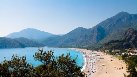 Посилений контроль: в Туреччині розповіли, чи посилять правила в'їзду для українців цього літа