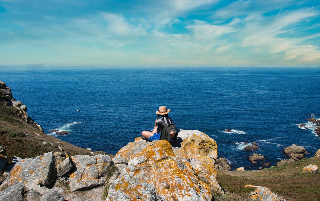 Top 10 countries for tourists where it is safe to travel alone