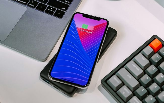 Ваш iPhone став повільно заряджатися? Ось чому це відбувається і як виправити