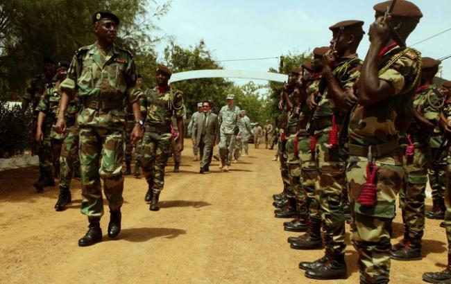 Сенегал призупинив вторгнення в Гамбію і поставили ультиматум колишньому президенту