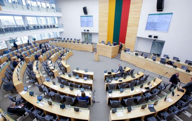 В Литве подал в отставку вице-спикер Сейма, подозреваемый в связях с РФ