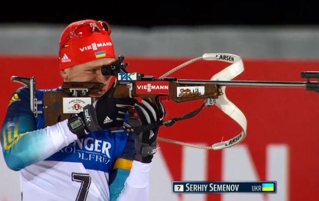 Семенов занял пятое место в последнем спринте сезона по биатлону