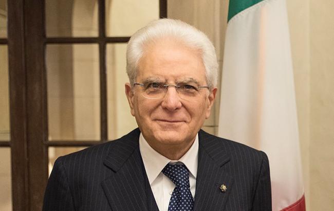 Президент Італії просить популістів сприяти у вирішенні урядової кризи