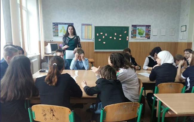 В сети рассказали о массовой русификации школ в Крыму