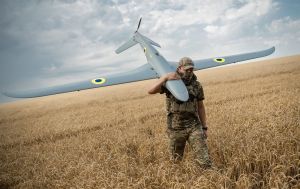 Дрони СБС уразили російський сухогруз у порту Бердянська (відео)