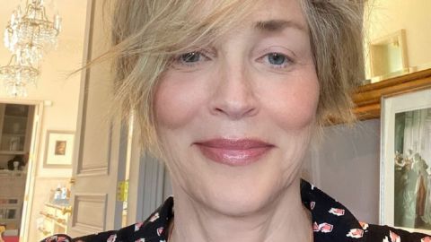 Без макияжа и фильтров: 62-летняя Шэрон Стоун показала смелое фото из реальной жизни