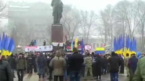У Києві біля пам'ятника Шевченка проходить акція протесту