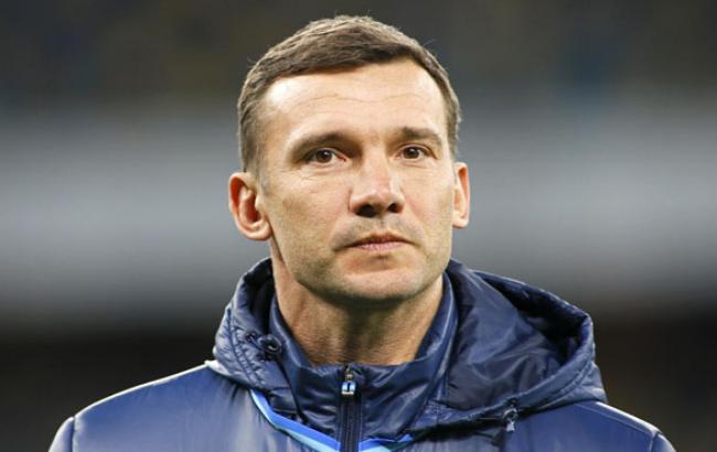 Андрей Шевченко считает себя строгим тренером, поддерживающим форму на поле
