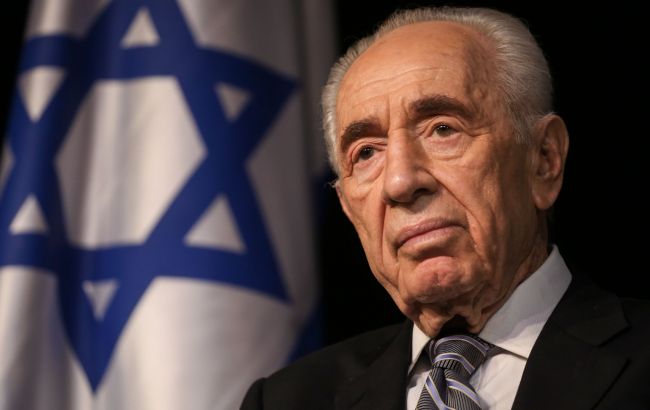 Екс-президента Ізраїлю Шимона Переса ввели у штучну кому