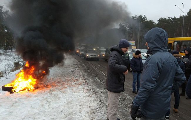 Блокирование въезда в Киев сняли, транспорт движется без ограничений,  - "Укравтодор"