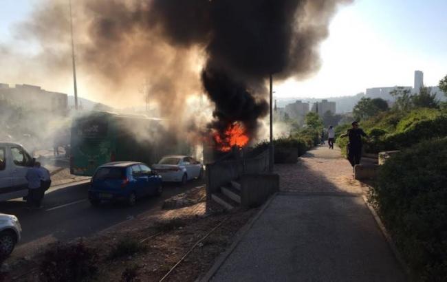 Причиной взрыва автобуса в Иерусалиме стала бомба
