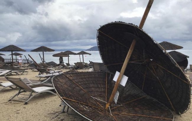 Число загиблих через шторм в Греції зросло