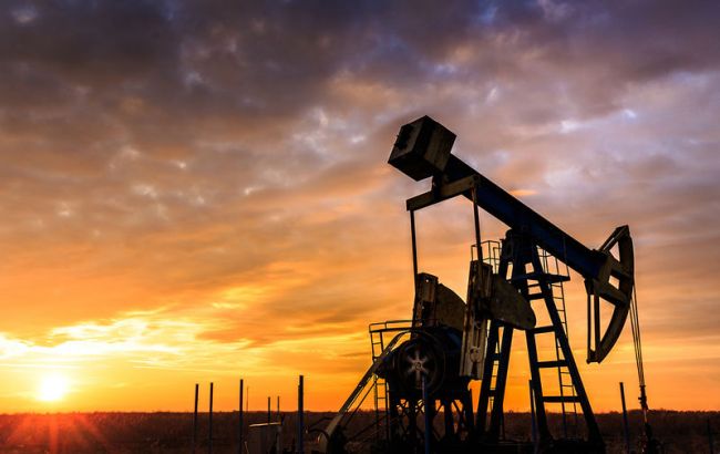 Ціна нафти Brent піднялася вище 49 доларів за барель