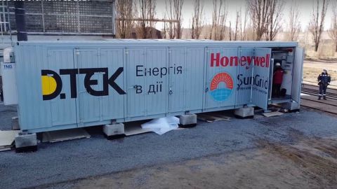 ДТЭК завершил монтаж на первой в Украине промышленной системе накопления энергии