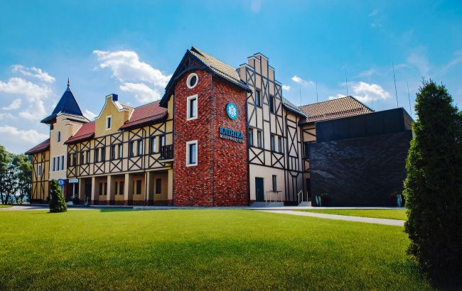 Професійну акушерсько-гінекологічна допомога пацієнтам в медичному центрі «Клініка Мануфактура»