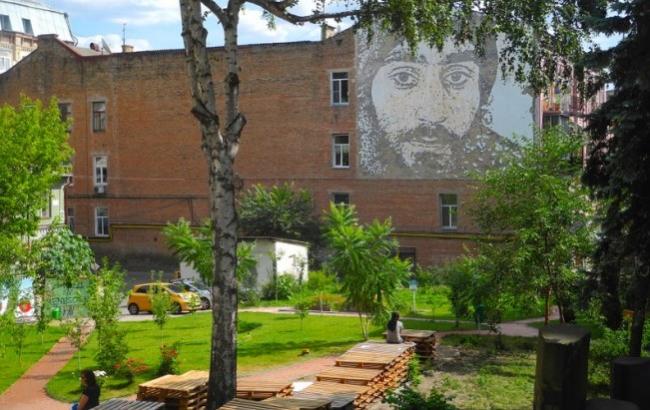 Сквер Небесной сотни хотят вернуть Киеву