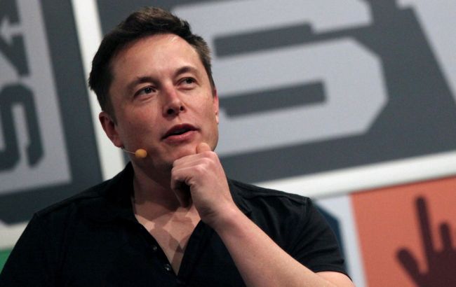 Илон Маск продает акции Tesla и не хочет платить высокие налоги в США