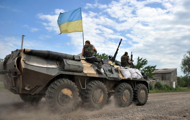 Боевики за сутки 11 раз обстреляли силы АТО под Мариуполем, - штаб обороны