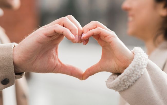 Любовь в воздухе: 3 знака Зодиака встретят свою вторую половинку уже весной 2025 года