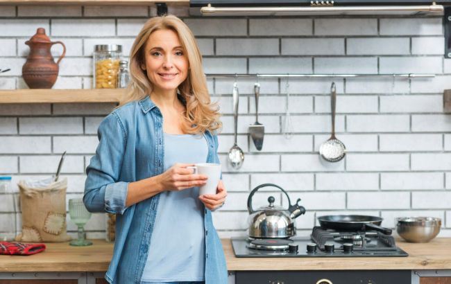 Негайно приберіть ці 11 речей від кухонної плити: це дуже небезпечно