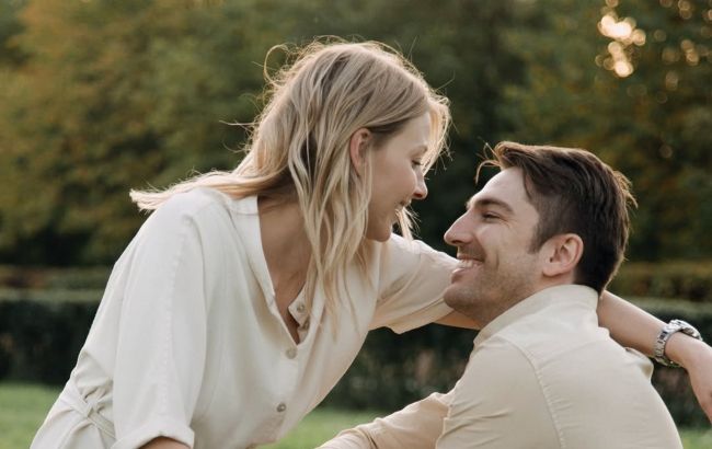 Все еще влюблена: известная актриса раскрыла главный секрет счастливого брака