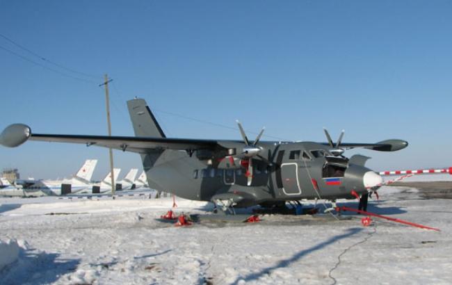 В России самолет застрял в снегу еще на взлете
