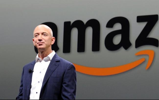 Основатель Amazon Джефф Безос стал самым богатым человеком в современной истории