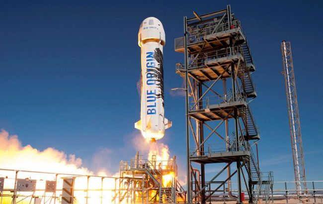 Політ космічних туристів Blue Origin перенесли через негоду
