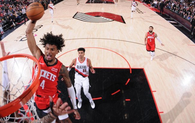Зірка "Г'юстона" силовим данком після перехоплення покарав "Портленд": момент дня в НБА